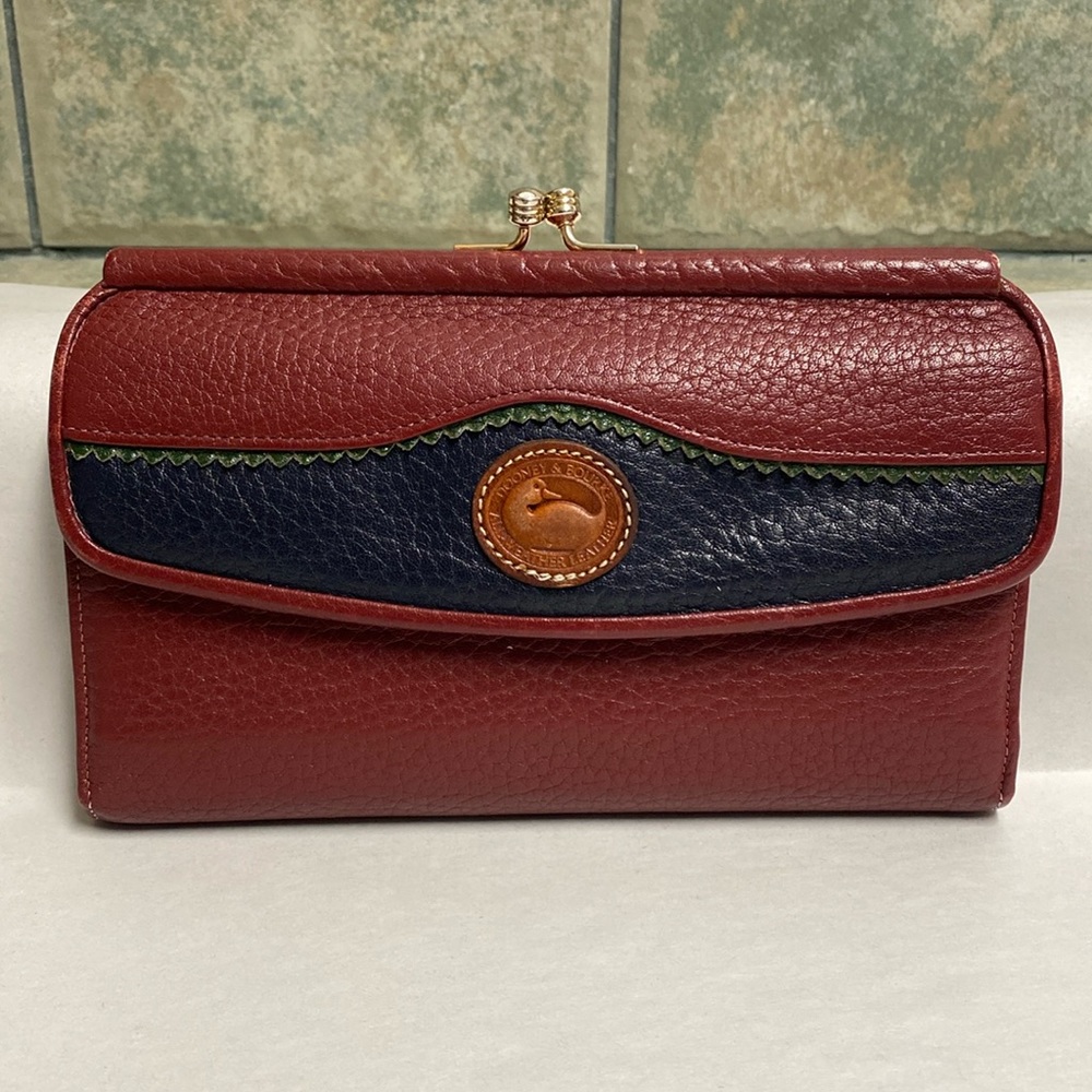 Dooney & Bourke Teton Tri Color Leather Wallet & Checkbook Cover 🇺🇸
